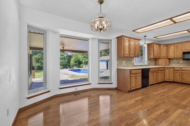 10616 SE 49th Street, Oklahoma City, OK 73150