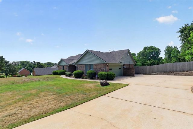 10616 SE 49th Street, Oklahoma City, OK 73150