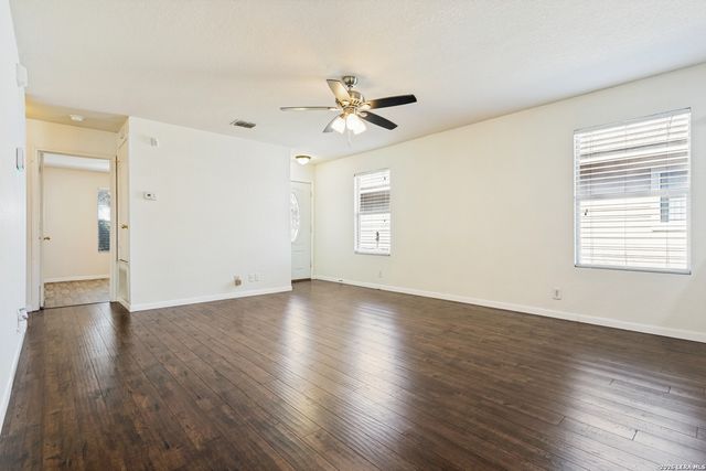 2614 Middleground, San Antonio, TX 78245