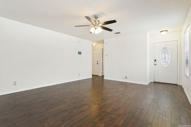 2614 Middleground, San Antonio, TX 78245