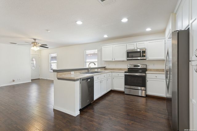 2614 Middleground, San Antonio, TX 78245