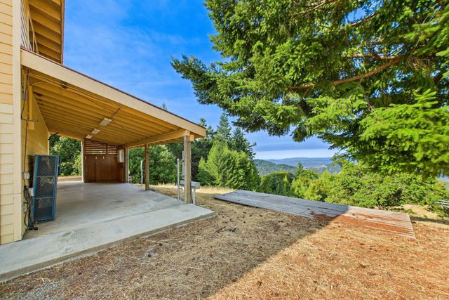 26092 Dyerville Loop Road, Garberville, CA 95542