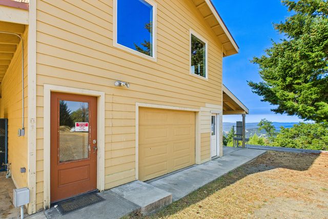 26092 Dyerville Loop Road, Garberville, CA 95542