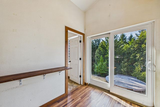 26092 Dyerville Loop Road, Garberville, CA 95542