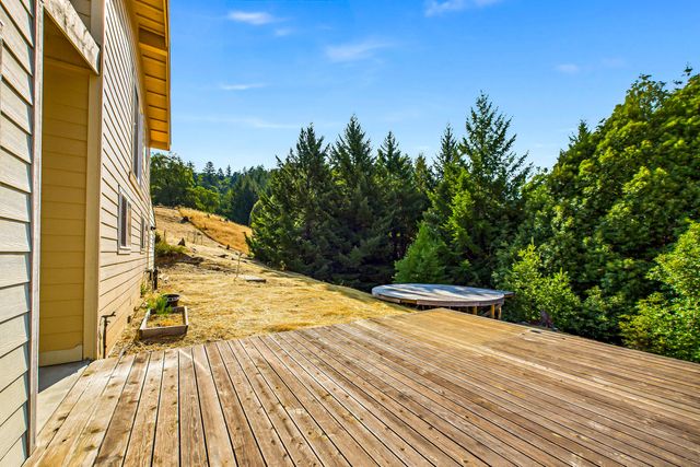 26092 Dyerville Loop Road, Garberville, CA 95542