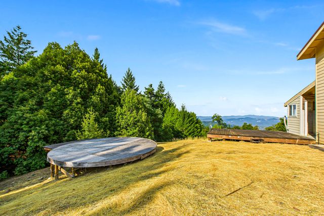 26092 Dyerville Loop Road, Garberville, CA 95542