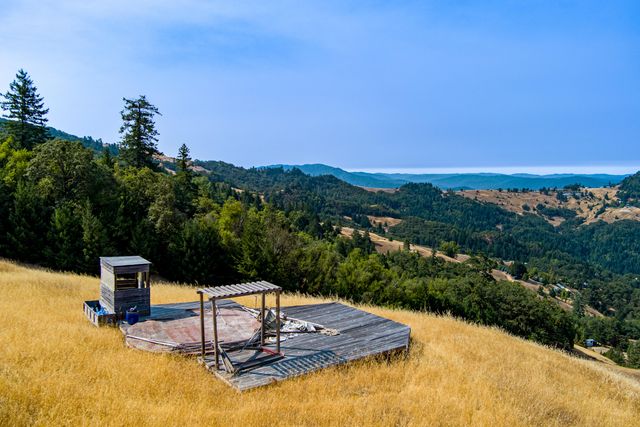 26092 Dyerville Loop Road, Garberville, CA 95542