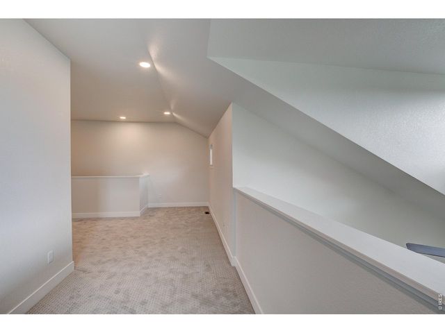 4204 Trapper Lake Dr, Loveland, CO 80538