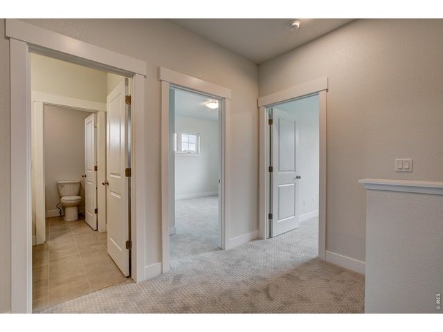 4204 Trapper Lake Dr, Loveland, CO 80538