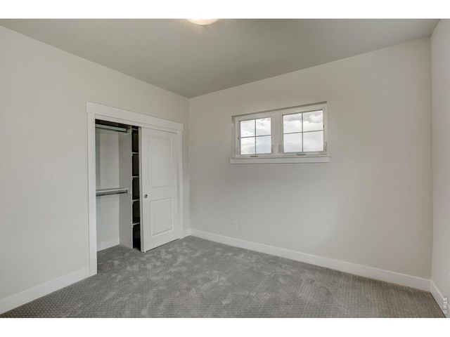 4204 Trapper Lake Dr, Loveland, CO 80538