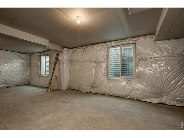 4204 Trapper Lake Dr, Loveland, CO 80538