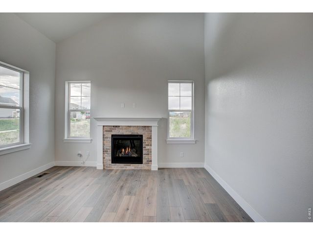 4204 Trapper Lake Dr, Loveland, CO 80538