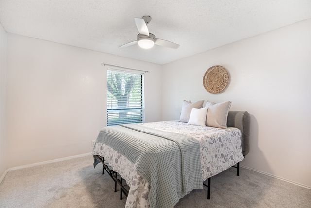 1102 St Croix Court, Arlington, TX 76012