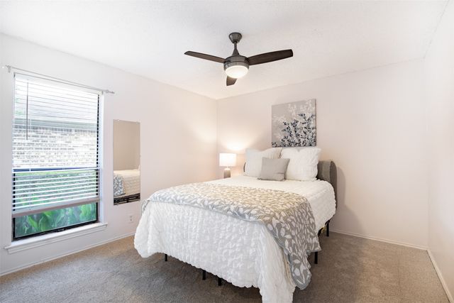 1102 St Croix Court, Arlington, TX 76012