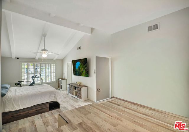 7100 Balboa Boulevard 702, Van Nuys, CA 91406