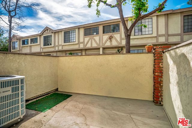 7100 Balboa Boulevard 702, Van Nuys, CA 91406