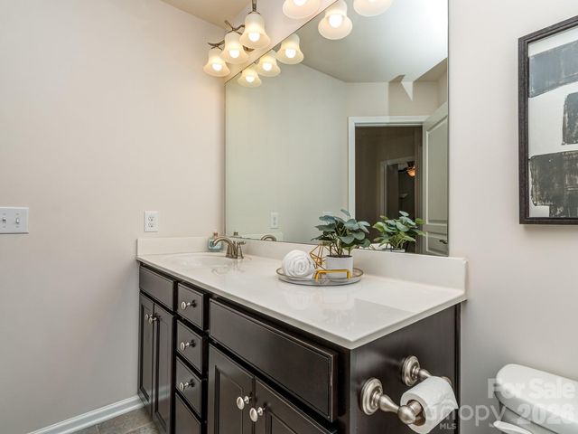 4354 Park South Station Boulevard, Charlotte, NC 28210