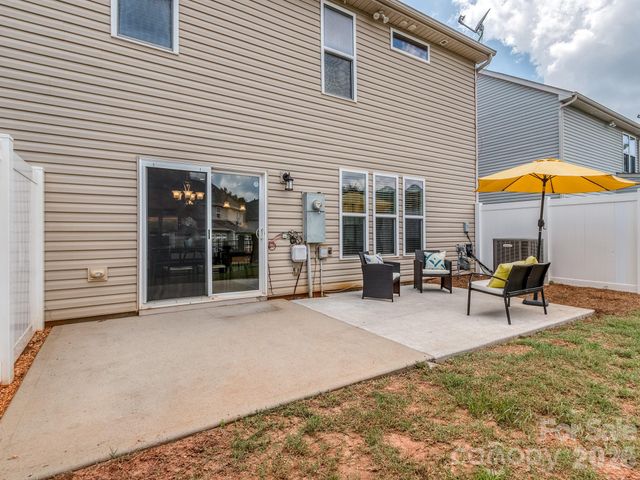 4354 Park South Station Boulevard, Charlotte, NC 28210