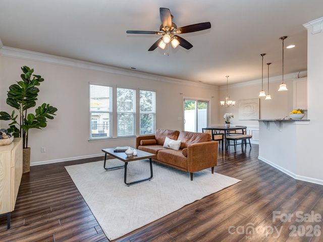 4354 Park South Station Boulevard, Charlotte, NC 28210