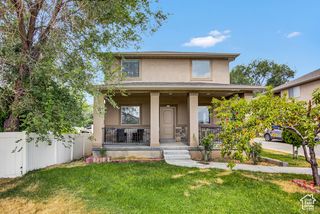 4 E HANAUER PL, Murray, UT 84107