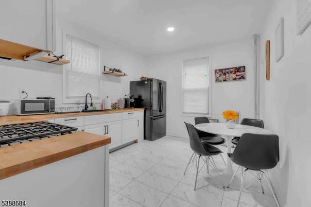 45 Seymour Ave, Newark City, NJ 07108