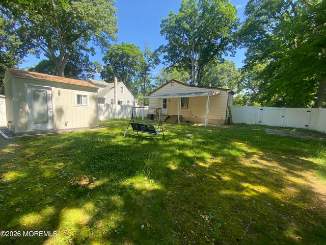 61 Cooney Avenue, Hamilton, NJ 08619