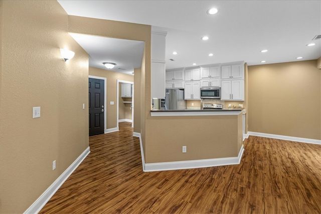 50 Kent Drive, Bella Vista, AR 72714