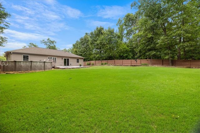 50 Kent Drive, Bella Vista, AR 72714
