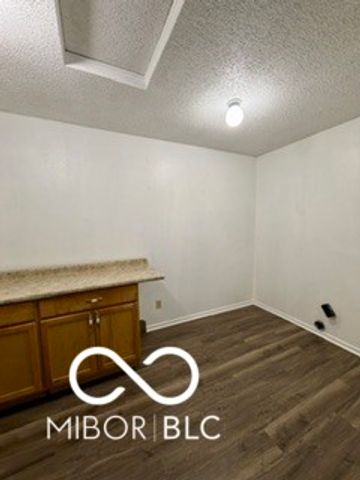 417 Legacy Boulevard, Greenwood, IN 46143