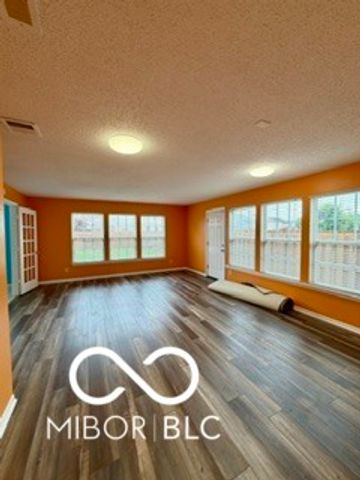 417 Legacy Boulevard, Greenwood, IN 46143