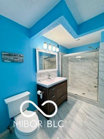 417 Legacy Boulevard, Greenwood, IN 46143