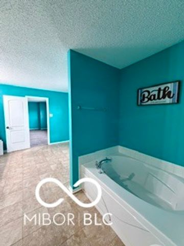 417 Legacy Boulevard, Greenwood, IN 46143