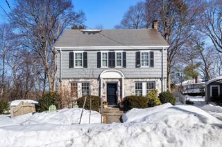 44 Allen Cir, Milton, MA 02186
