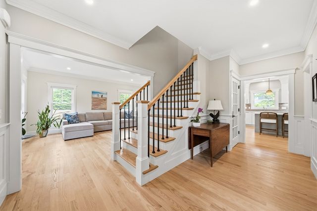 4 Whitcomb Street, Natick, MA 01760