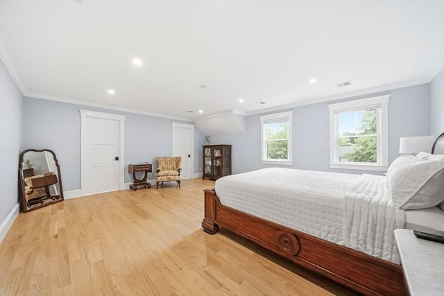4 Whitcomb Street, Natick, MA 01760