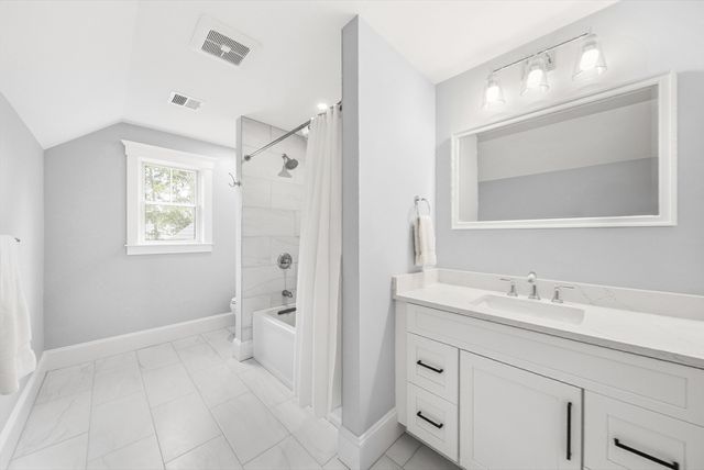 4 Whitcomb Street, Natick, MA 01760