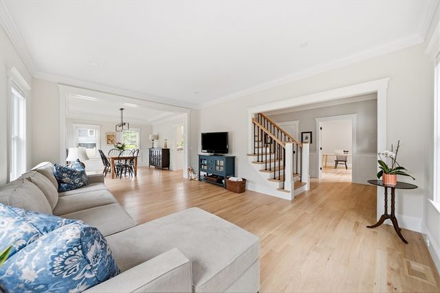 4 Whitcomb Street, Natick, MA 01760