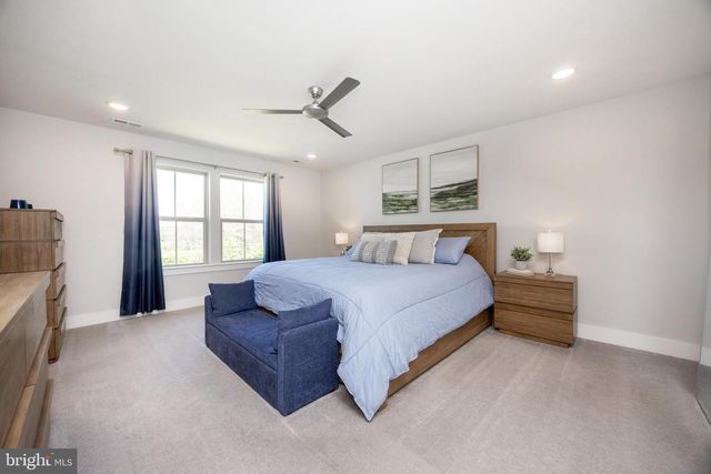 1038 ARTHUR DR, Souderton, PA 18964