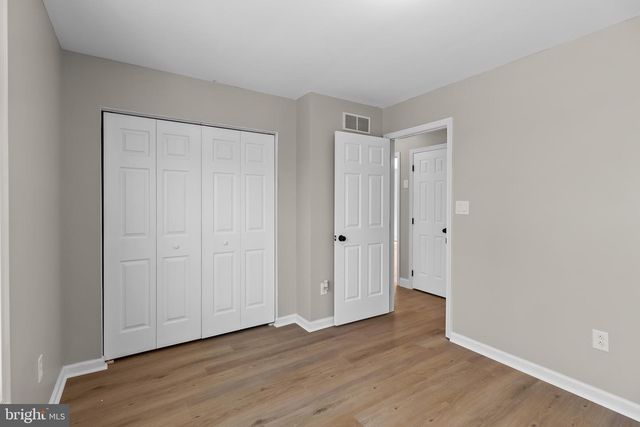 8 BASTILLE LOOP, Newark, DE 19702