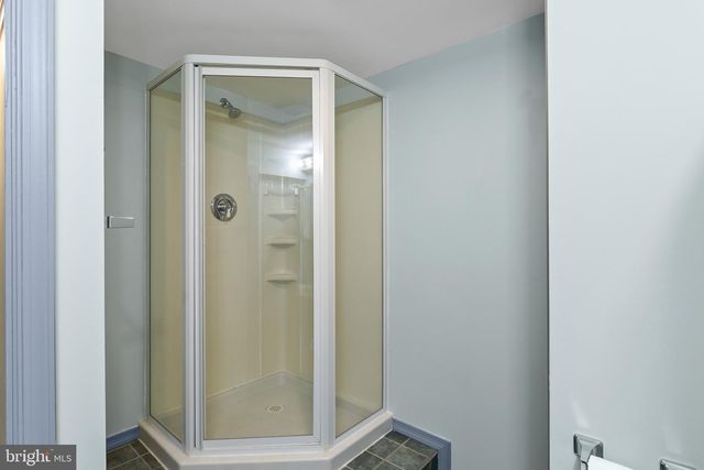 8 BASTILLE LOOP, Newark, DE 19702