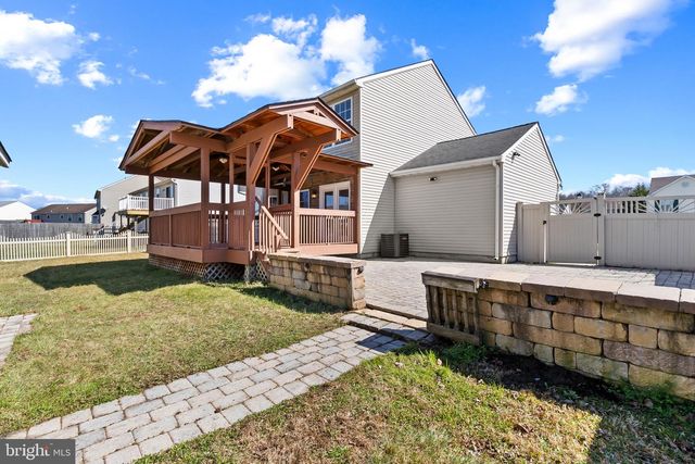 8 BASTILLE LOOP, Newark, DE 19702