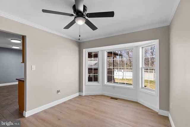 8 BASTILLE LOOP, Newark, DE 19702