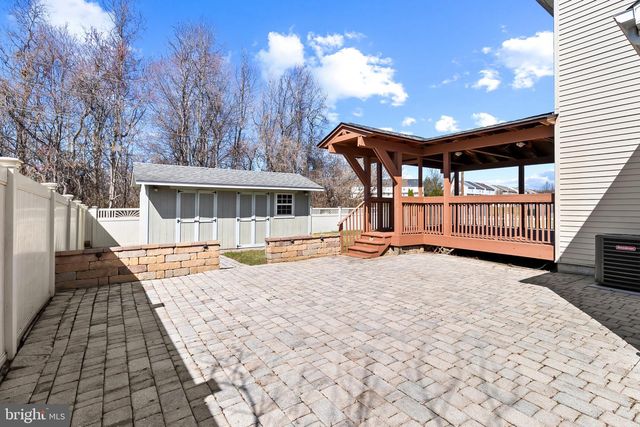 8 BASTILLE LOOP, Newark, DE 19702