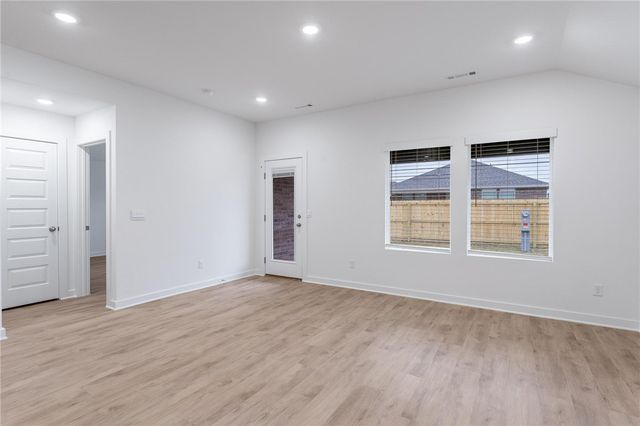 4611 W Barhem Drive, Fayetteville, AR 72704