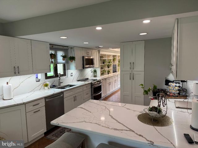 161 GOLF CLUB DRIVE, Langhorne, PA 19047