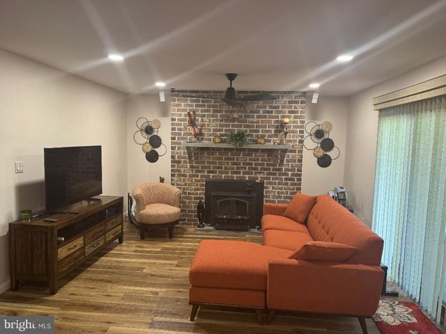 161 GOLF CLUB DRIVE, Langhorne, PA 19047