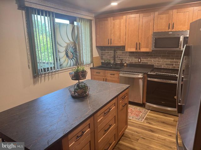 161 GOLF CLUB DRIVE, Langhorne, PA 19047