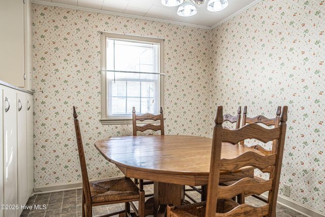 908 Jefferson Street, Hamlet, NC 28345