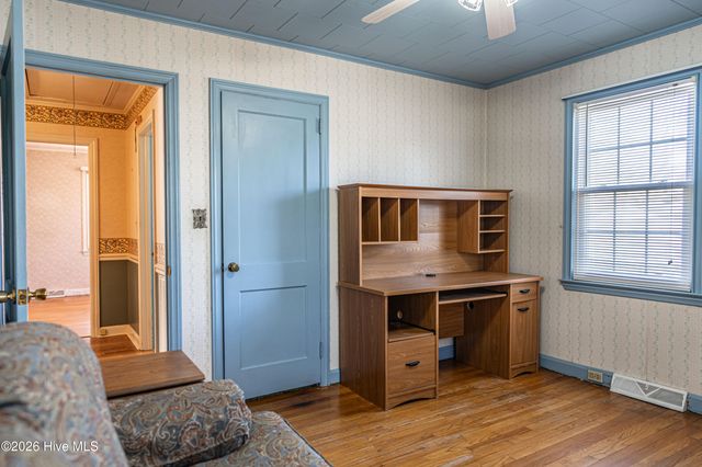 908 Jefferson Street, Hamlet, NC 28345