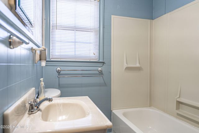 908 Jefferson Street, Hamlet, NC 28345